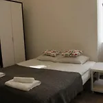 Duna Szecsi Apartment